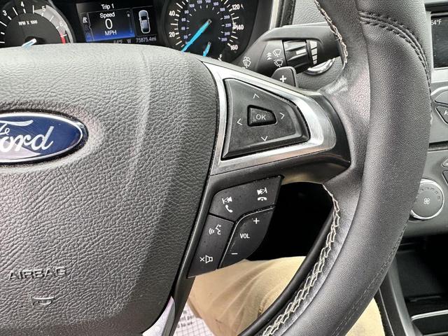 Photo of 2018 Oxford White Ford Fusion