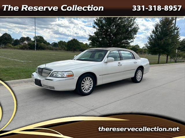 2004 Lincoln Town Car