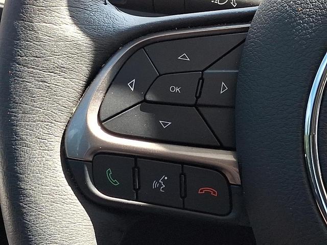 Photo of 2022 Sting Gray Clearcoat Jeep Renegade