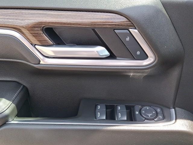 Photo of 2025 Summit White Chevrolet Silverado 1500