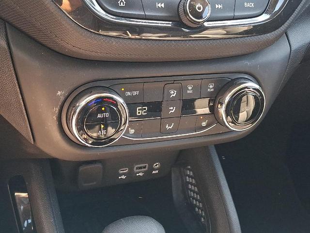 Photo of 2022 Blue Glow Metallic Chevrolet Trailblazer