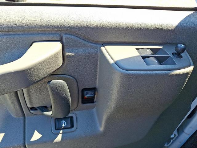 Photo of 2023 Summit White Chevrolet Express 2500