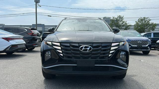 Photo of 2022 Black Hyundai TUCSON