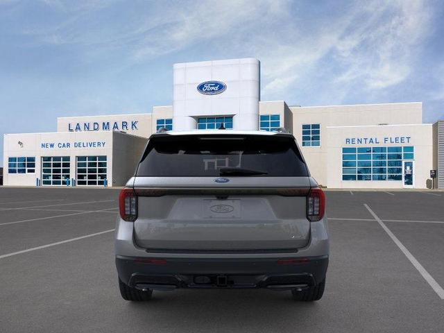 Photo of 2025 Carbonized Gray Metallic Ford Explorer
