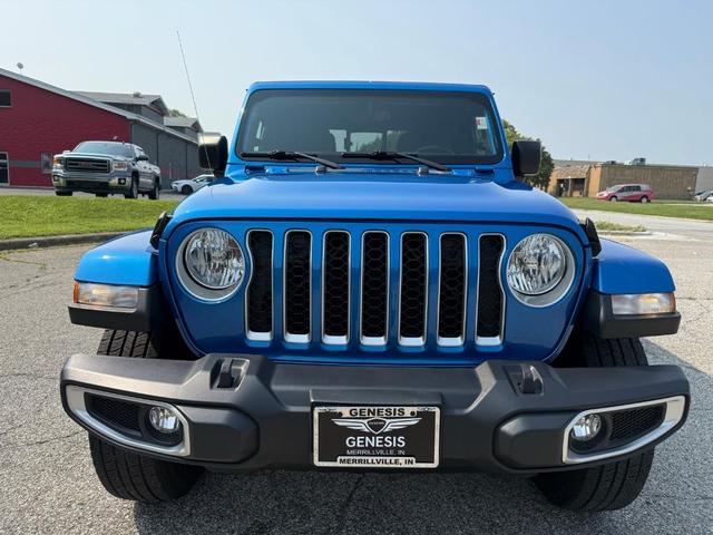 Photo of 2023 Hydro Blue Pearlcoat Jeep Gladiator