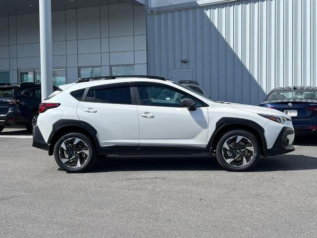 Photo of 2025 White Pearl Subaru Crosstrek