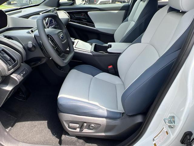 Photo of 2025 White Pearl Subaru Solterra