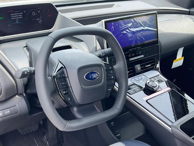 Photo of 2025 White Pearl Subaru Solterra