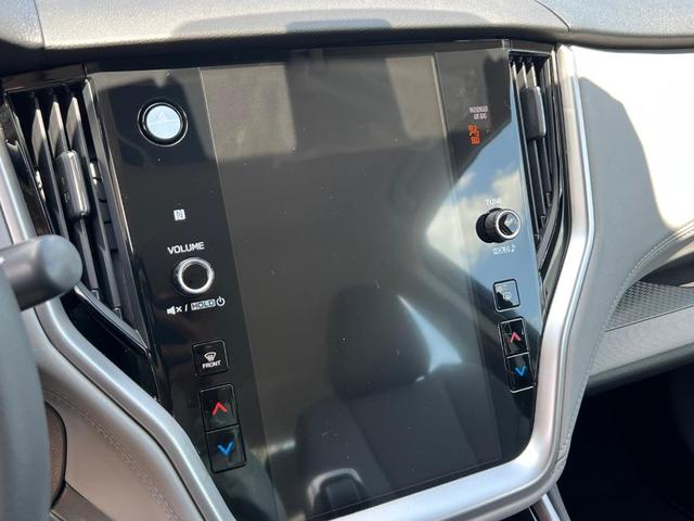Photo of 2025 Black / Silver Subaru Legacy