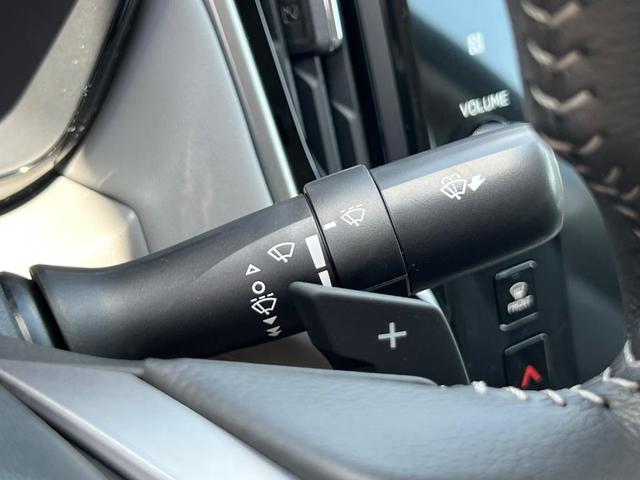 Photo of 2025 Black / Silver Subaru Legacy
