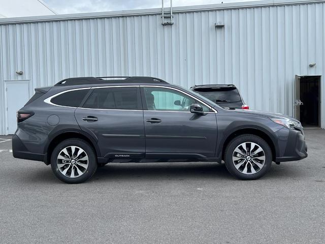 Photo of 2025 Gray Subaru Outback