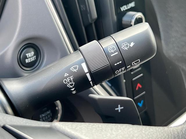 Photo of 2025 Black / Silver Subaru Crosstrek