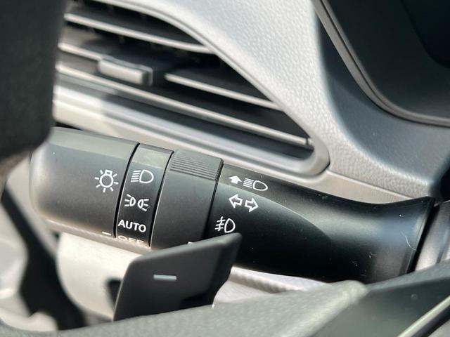 Photo of 2025 Black / Silver Subaru Crosstrek