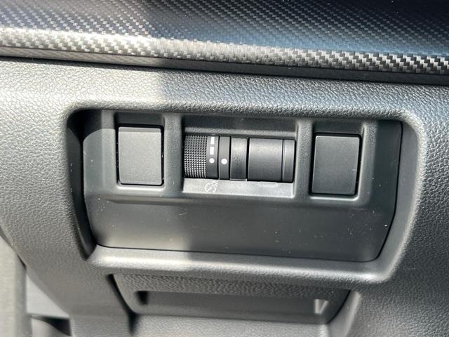 Photo of 2025 Black / Silver Subaru Crosstrek
