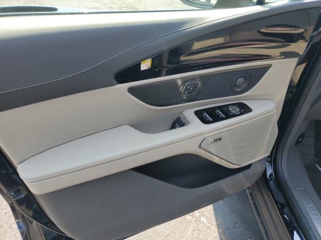Photo of 2025 Infinite Black Metallic Lincoln Nautilus