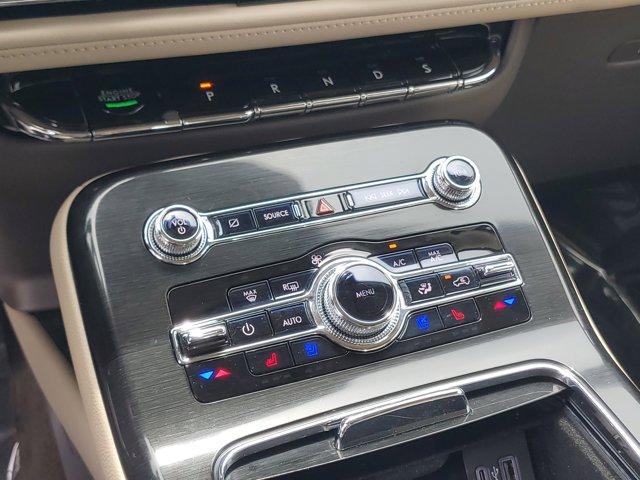 Photo of 2022 Pristine White Lincoln Nautilus