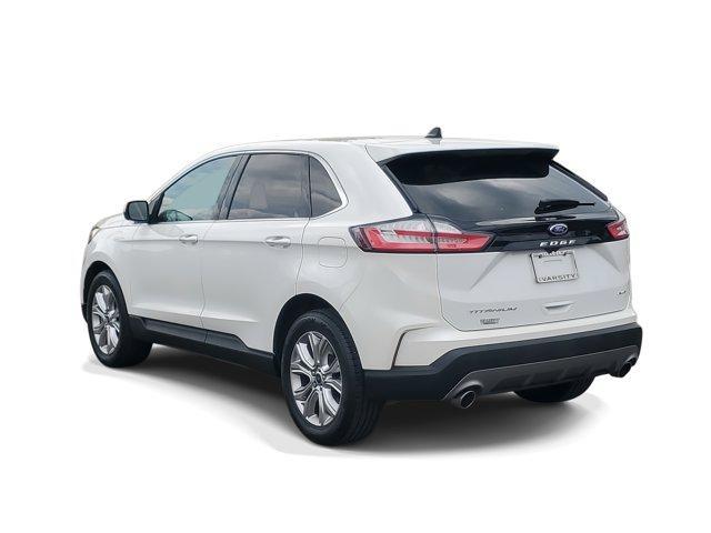 Photo of 2022 Star White Ford Edge