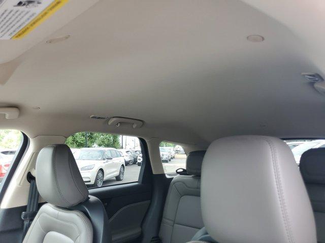 Photo of 2023 Silver Radiance Metallic Lincoln Corsair
