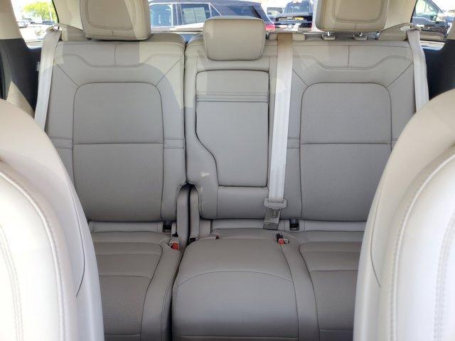 Photo of 2022 Pristine White Lincoln Corsair