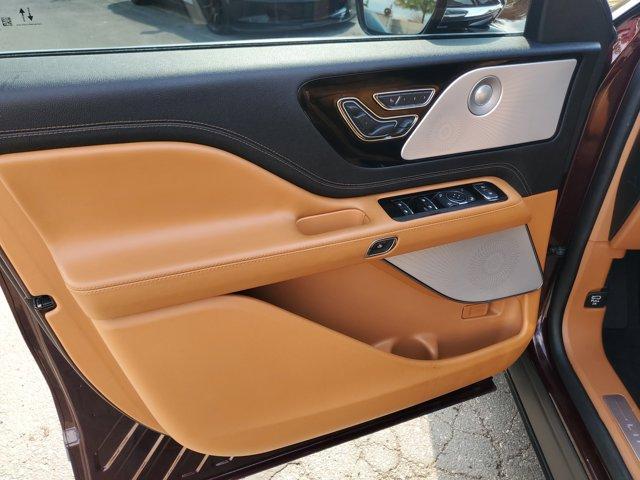 Photo of 2022 Burgundy Velvet Metallic Tinted Clearcoat Lincoln Aviator