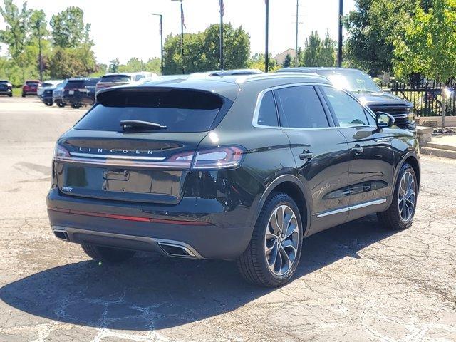 Photo of 2023 Green Clearcoat Metallic Lincoln Nautilus