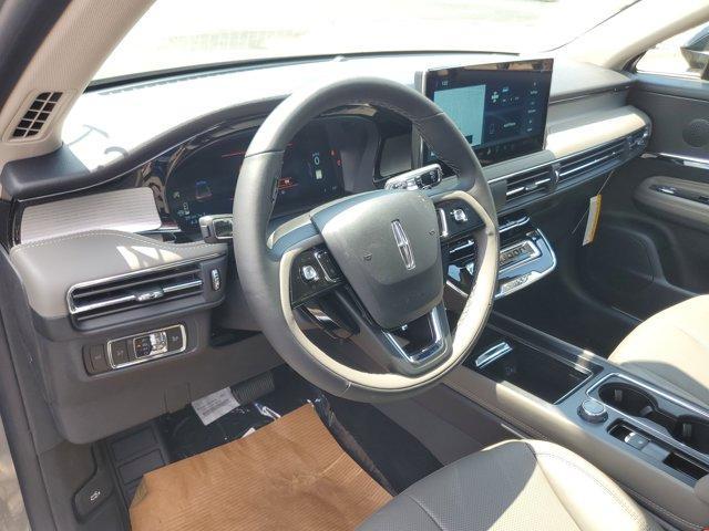 Photo of 2025 Harbor Gray Metallic Lincoln Corsair
