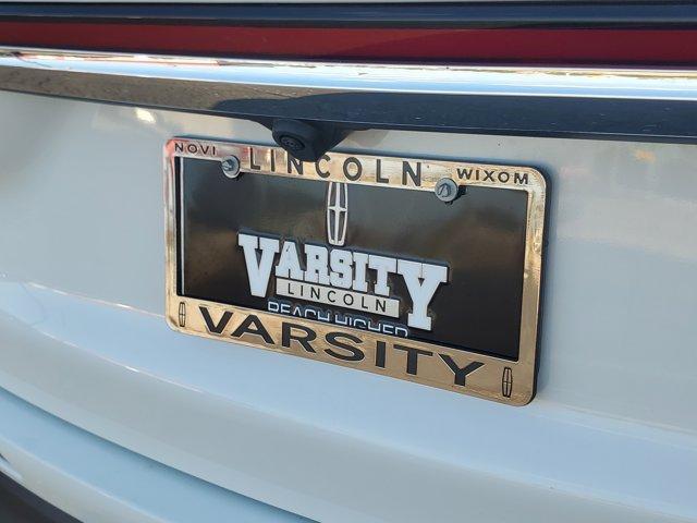 Photo of 2025 Pristine White Lincoln Corsair