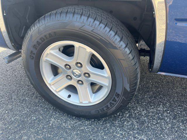 Photo of 2009 Deep Water Blue Pearlcoat Dodge Dakota