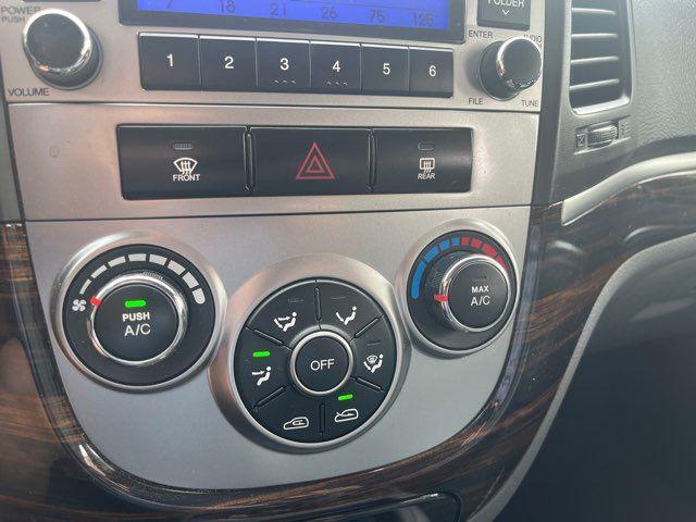 Photo of 2012 Moonstone Silver Hyundai SANTA FE