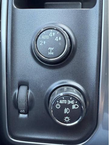 Photo of 2014 Blue Topaz Metallic Chevrolet Silverado 1500