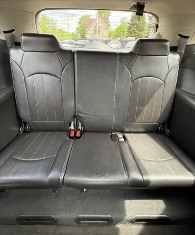Photo of 2016 Summit White Buick Enclave