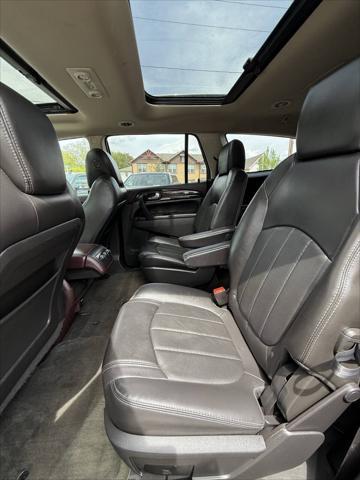 Photo of 2016 Summit White Buick Enclave