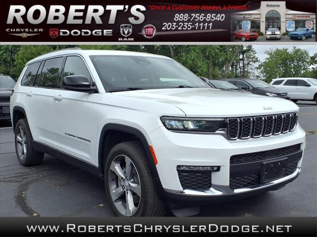 Photo of 2022 Bright White Clearcoat Jeep Grand Cherokee L