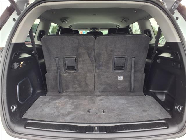 Photo of 2022 Bright White Clearcoat Jeep Grand Cherokee L