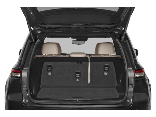 Photo of 2024 Diamond Black Crystal Pearlcoat Jeep Grand Cherokee