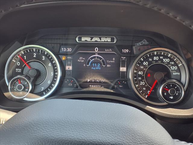 Photo of 2022 Granite Crystal Metallic Clearcoat RAM 1500