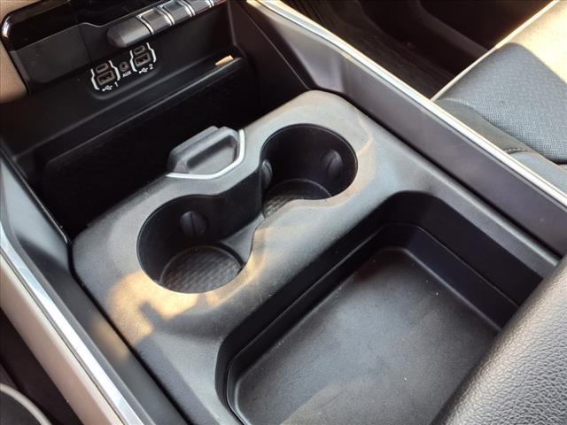 Photo of 2022 Granite Crystal Metallic Clearcoat RAM 1500