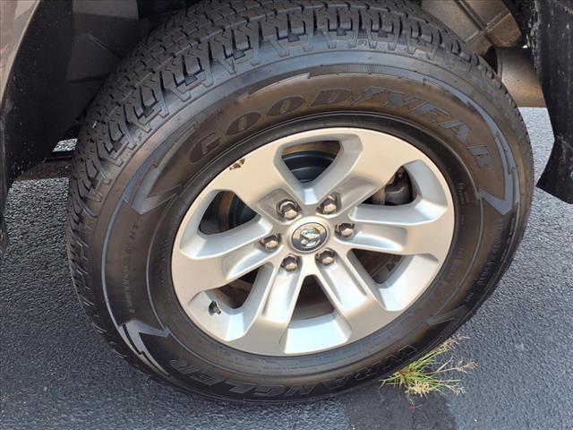 Photo of 2022 Granite Crystal Metallic Clearcoat RAM 1500