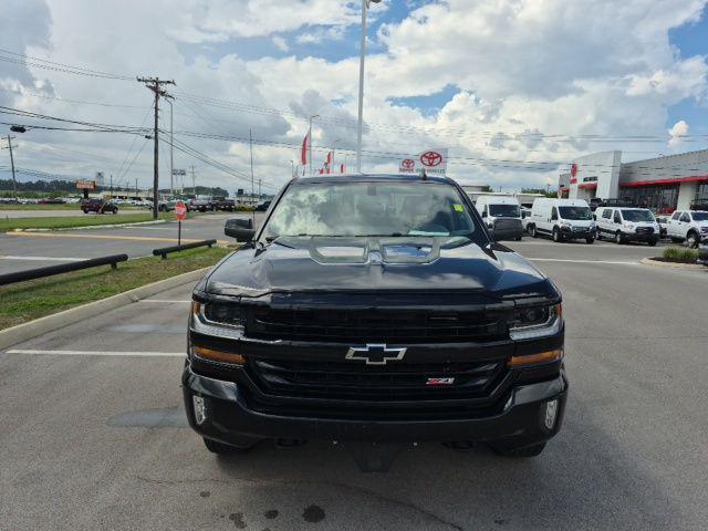 Photo of 2018 Black Chevrolet Silverado 1500
