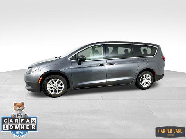 2022 Chrysler Voyager
