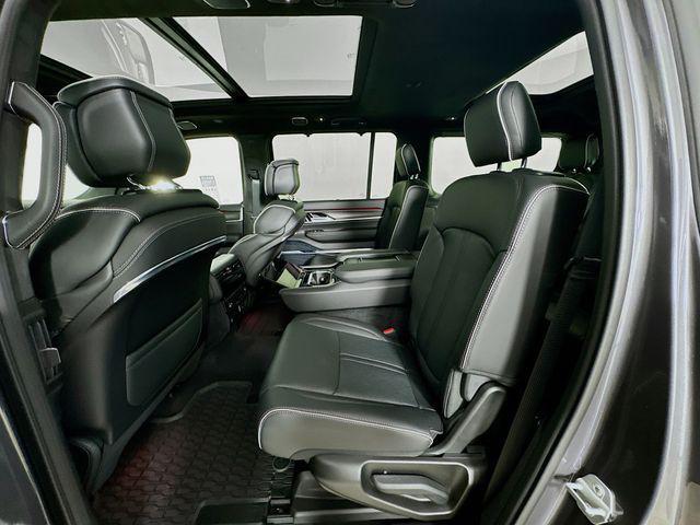 Photo of 2024 Baltic Gray Metallic Clearcoat Jeep Grand Wagoneer