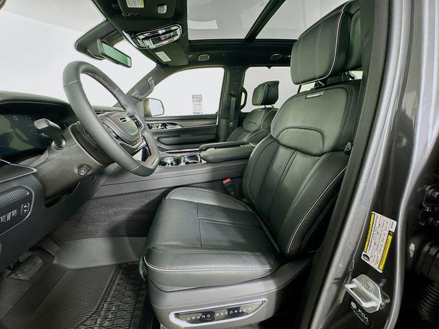 Photo of 2024 Baltic Gray Metallic Clearcoat Jeep Grand Wagoneer