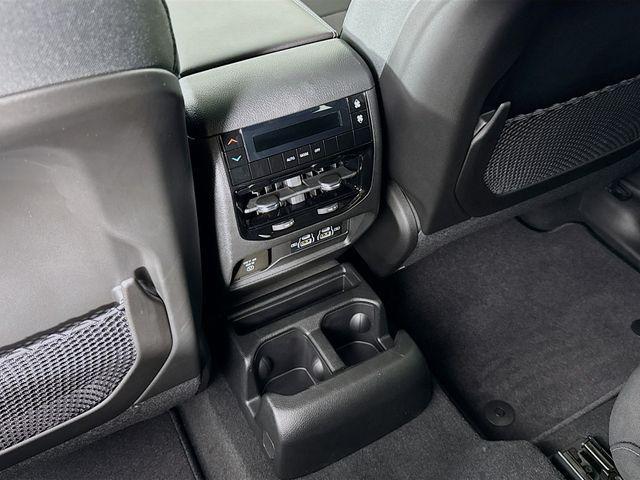 Photo of 2025 Silver Zynith Jeep Grand Cherokee L