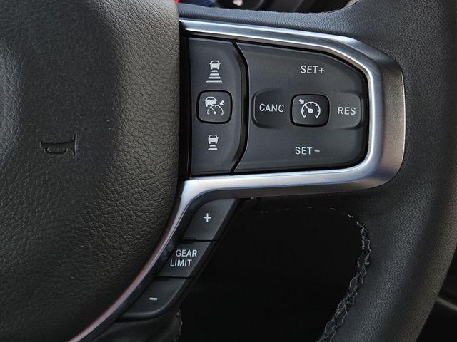 Photo of 2025 Bright White Clearcoat RAM 1500