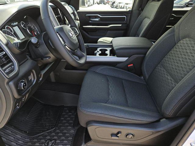 Photo of 2025 Bright White Clearcoat RAM 1500