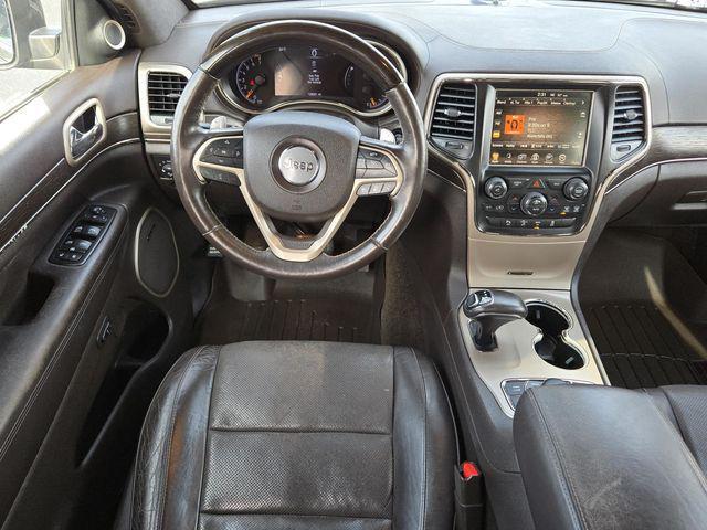 Photo of 2015 Granite Crystal Metallic Clearcoat Jeep Grand Cherokee