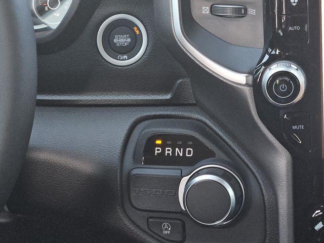 Photo of 2025 Bright White Clearcoat RAM 1500