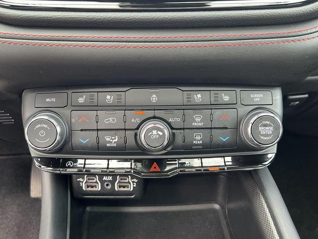 Photo of 2023 Vapor Gray Dodge Durango