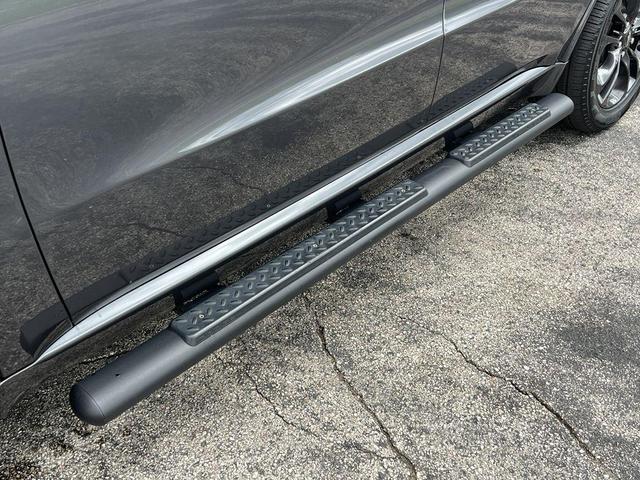 Photo of 2023 Vapor Gray Dodge Durango