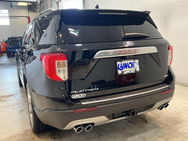 Photo of 2020 Agate Black Metallic Ford Explorer